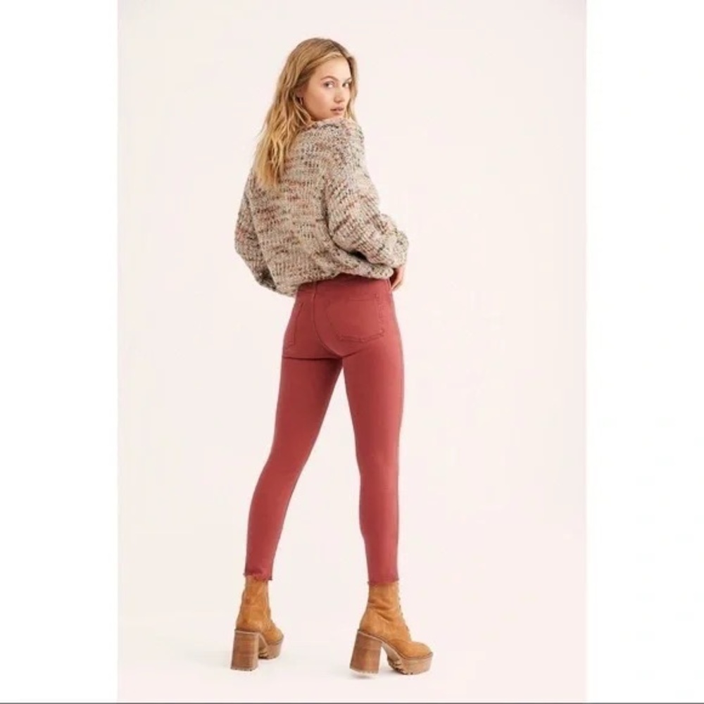 Free People (We the Free) Raw hem High-Rise skinny Jeans rust